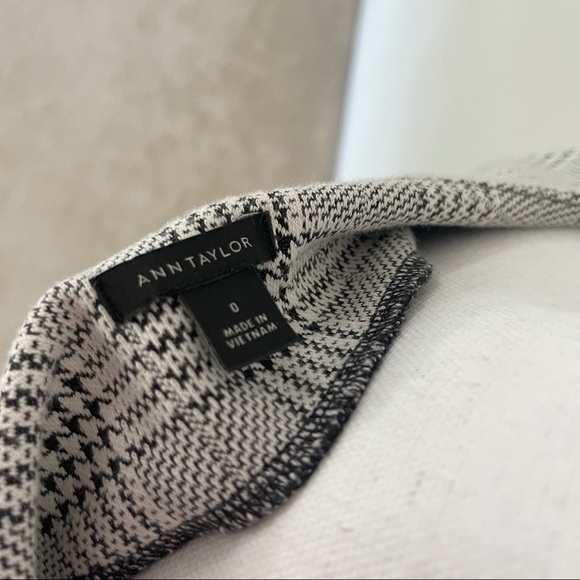 Ann Taylor Dress - Picture 4 of 6